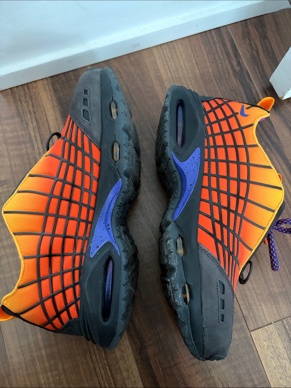 Nike Kids of Immigrants Air Max Sndr Orange and Purple - Picture 3 of 4